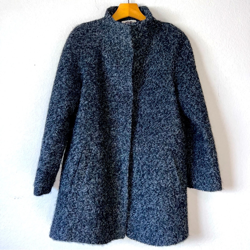 Anne Klein. Wool coat. Size L
